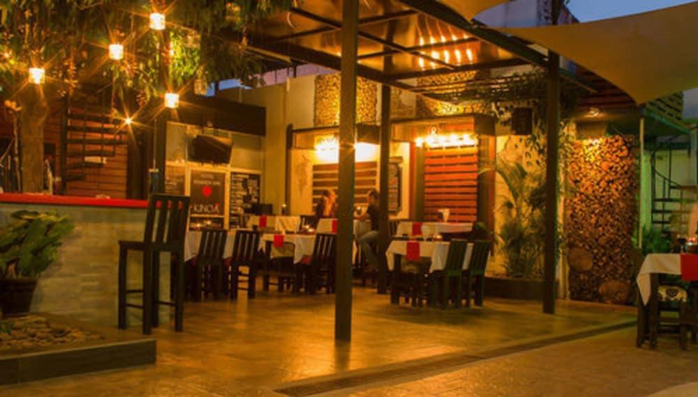 Hotel Ramada Inn Σαν Σαλβαντόρ Εξωτερικό φωτογραφία